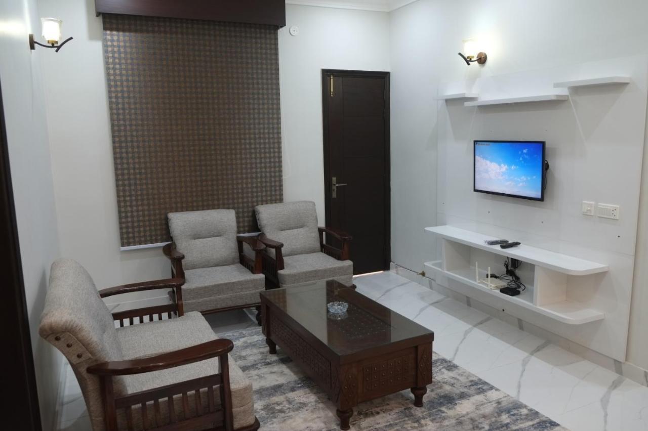 Al Rasheed Apartments Second Floor Apartment Karachi Buitenkant foto