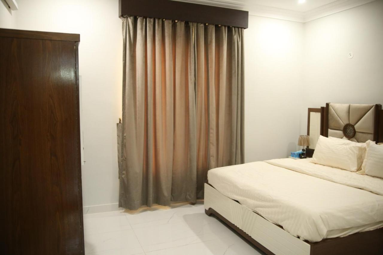 Al Rasheed Apartments Second Floor Apartment Karachi Buitenkant foto