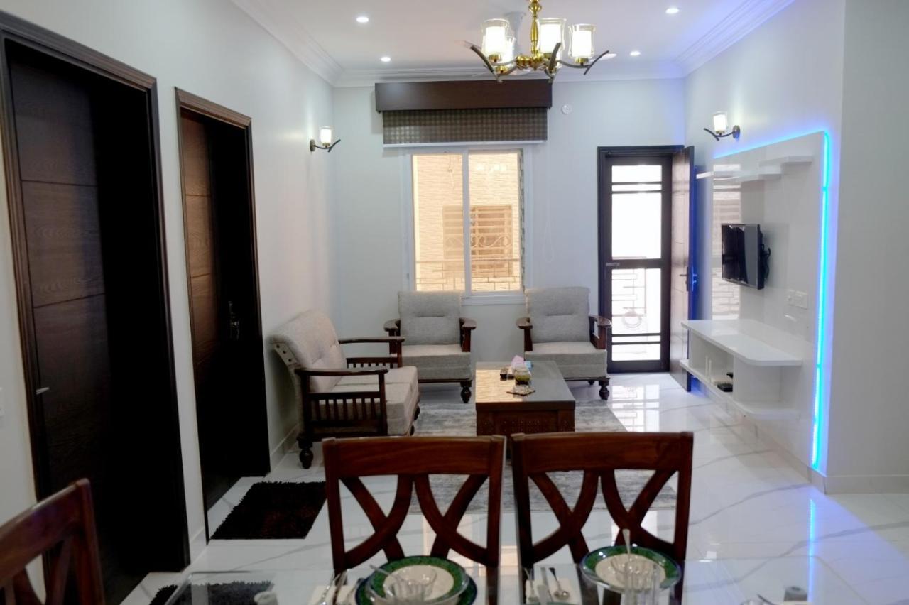 Al Rasheed Apartments Second Floor Apartment Karachi Buitenkant foto