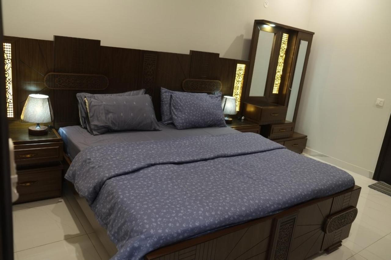 Al Rasheed Apartments Second Floor Apartment Karachi Buitenkant foto