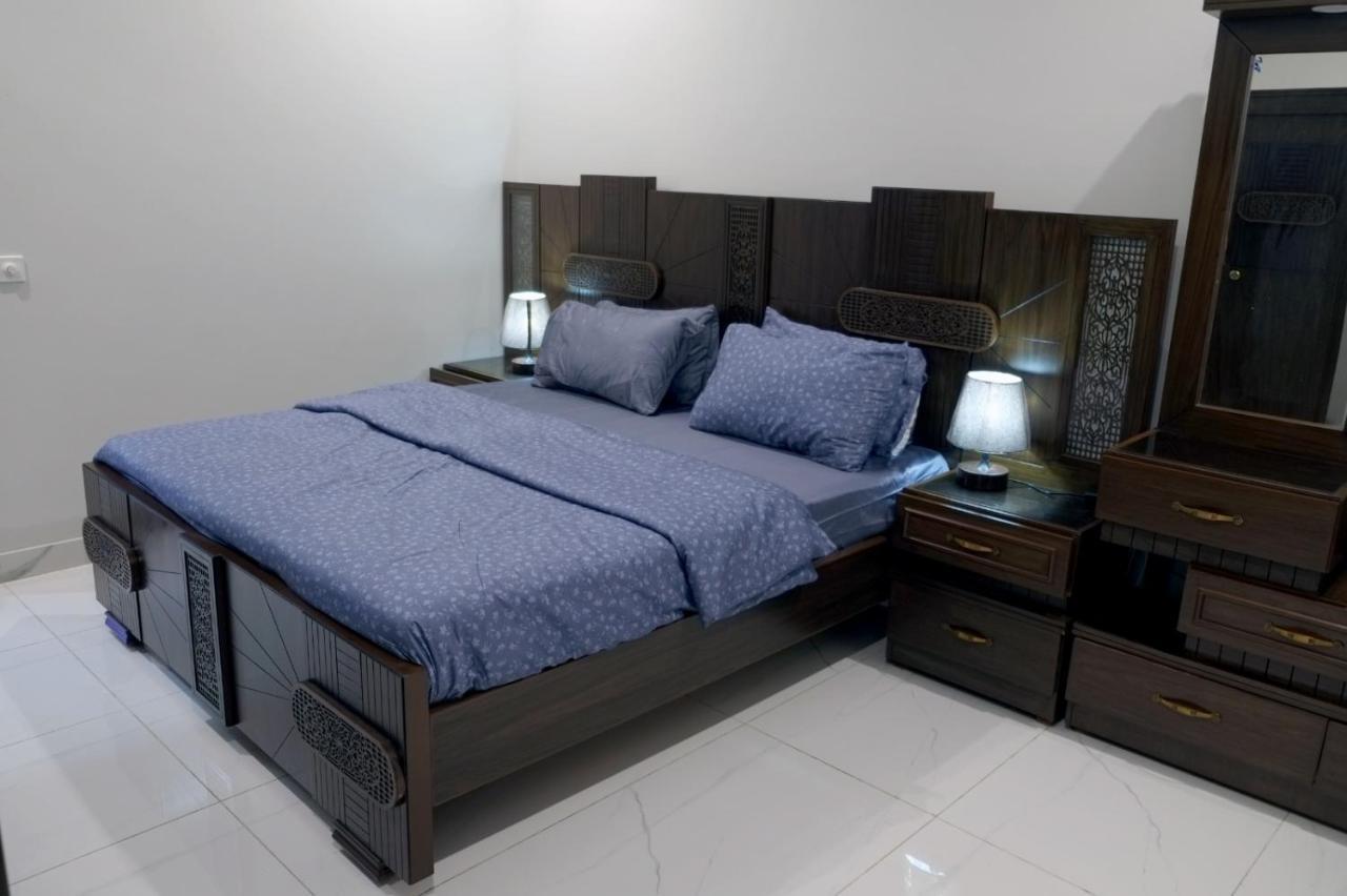 Al Rasheed Apartments Second Floor Apartment Karachi Buitenkant foto